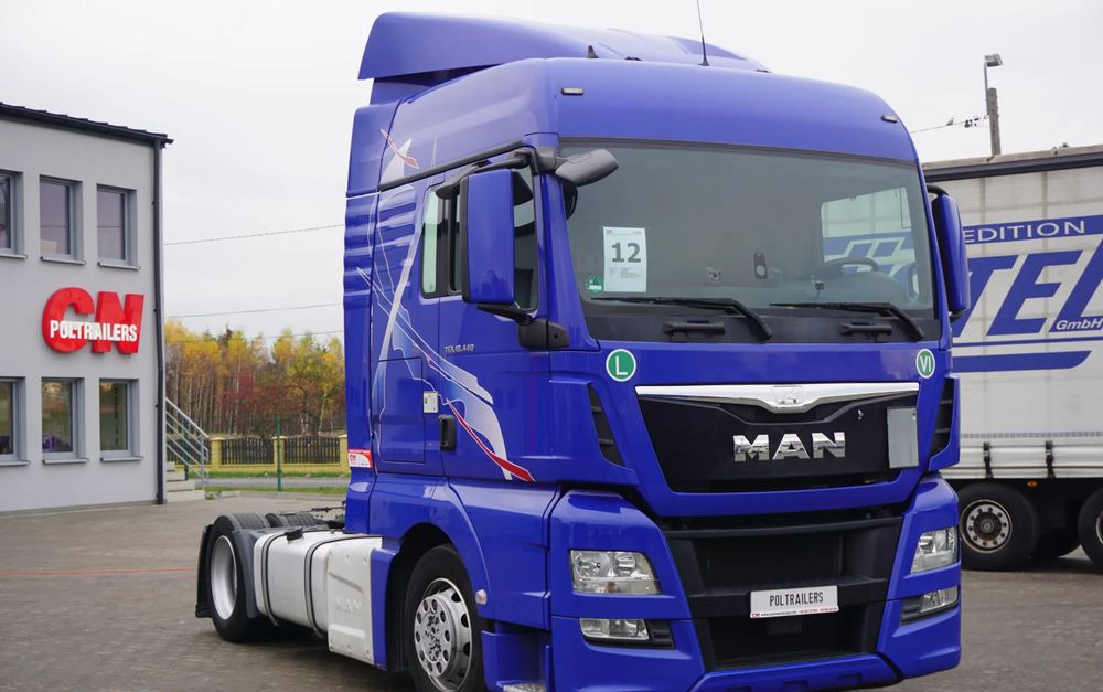 MAN 2 szt. Low-Deck i Standard TGX 18.440 - 트랙터 유닛 : 사진 2 MAN 2 szt. Low-Deck i Standard TGX 18.440 - 트랙터 유닛 : 사진 2