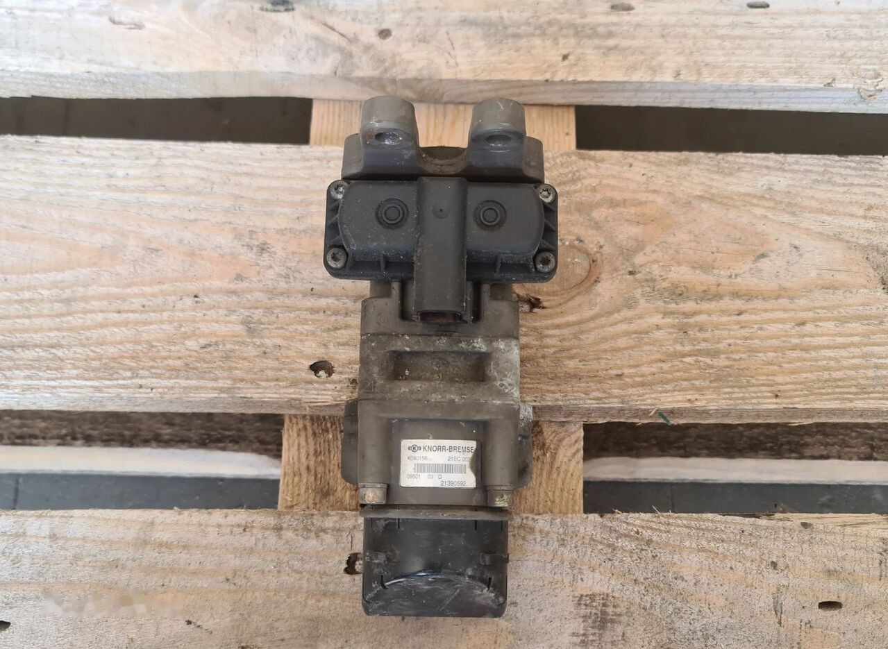 Knorr-Bremse 21390592   Renault PREMIUM truck - 브레이크 밸브 트럭 용 : 사진 1 Knorr-Bremse 21390592   Renault PREMIUM truck - 브레이크 밸브 트럭 용 : 사진 1