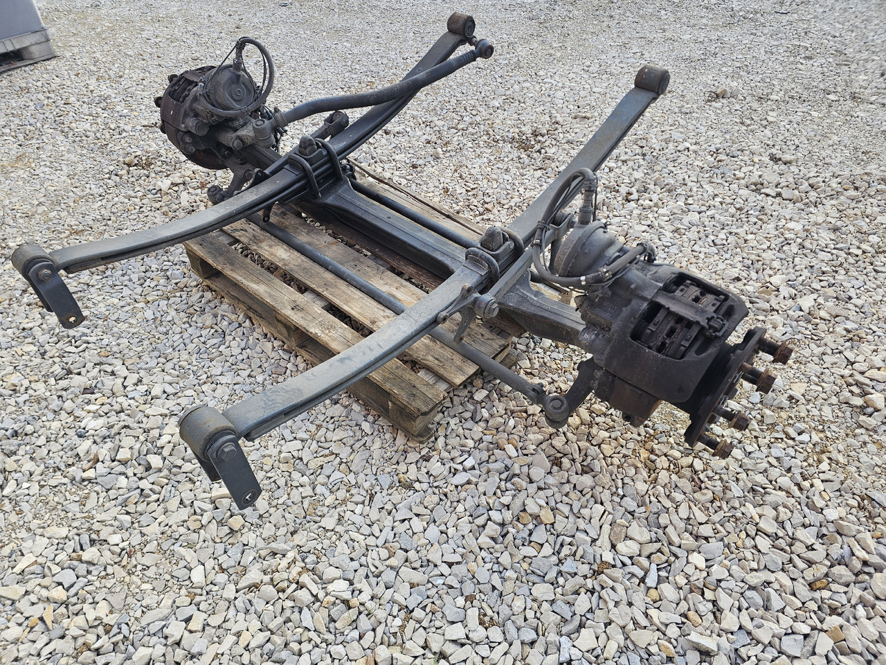 MERCEDES ATEGO MP4 12.XXX EURO 6 / COMPLETE FRONT AXLE - 앞 차축 : 사진 4 MERCEDES ATEGO MP4 12.XXX EURO 6 / COMPLETE FRONT AXLE - 앞 차축 : 사진 4