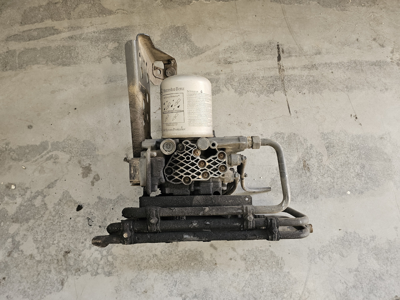 MERCEDES-BENZ ACTROS MP4 EURO 6 / AIR DRYIER / A0014460364 / K078214 - 브레이크 밸브 : 사진 2 MERCEDES-BENZ ACTROS MP4 EURO 6 / AIR DRYIER / A0014460364 / K078214 - 브레이크 밸브 : 사진 2