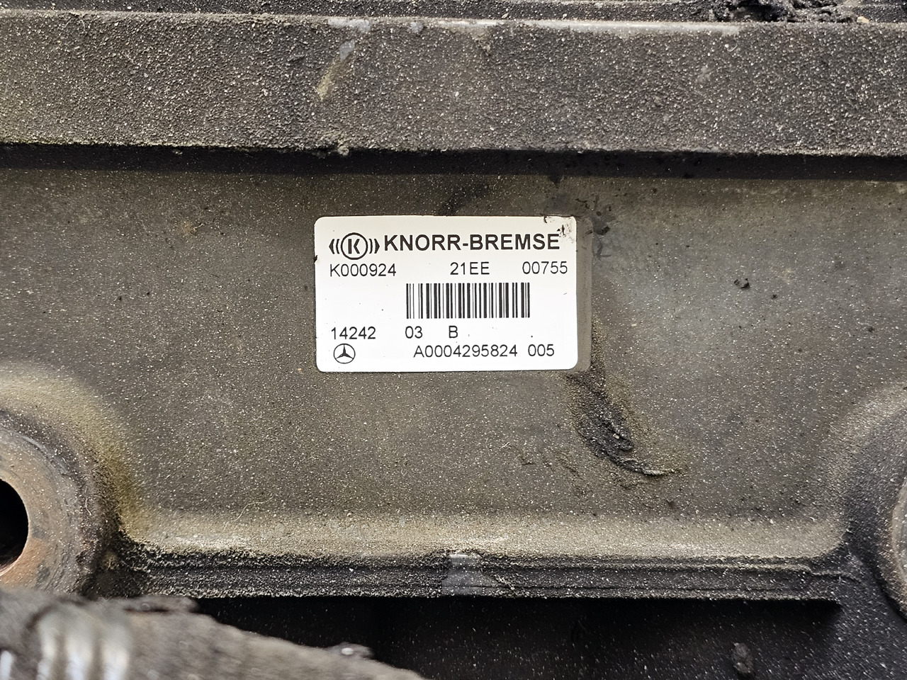 MERCEDES-BENZ ACTROS MP4 / REAR EBS VALVE / A0004295824 / K000924 - 브레이크 밸브 : 사진 2 MERCEDES-BENZ ACTROS MP4 / REAR EBS VALVE / A0004295824 / K000924 - 브레이크 밸브 : 사진 2