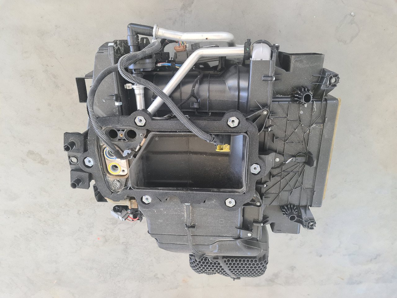 RENAULT RANGE T / COMPLETE CABINE HEATER / 7484593228 - 난방/ 환기 : 사진 4 RENAULT RANGE T / COMPLETE CABINE HEATER / 7484593228 - 난방/ 환기 : 사진 4