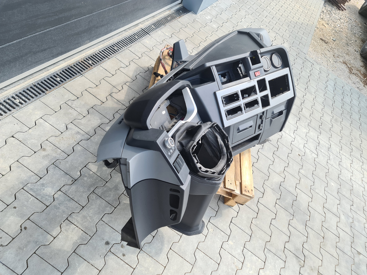 RENAULT RANGE T / COMPLETE DASHBOARD - 대시보드 : 사진 2 RENAULT RANGE T / COMPLETE DASHBOARD - 대시보드 : 사진 2