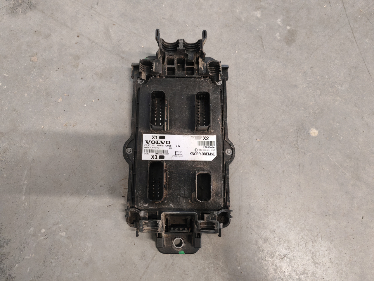 VOLVO FH5 FM5 EURO 6 / EBS CONTROL UNIT / 23050066 - ECU : 사진 2 VOLVO FH5 FM5 EURO 6 / EBS CONTROL UNIT / 23050066 - ECU : 사진 2