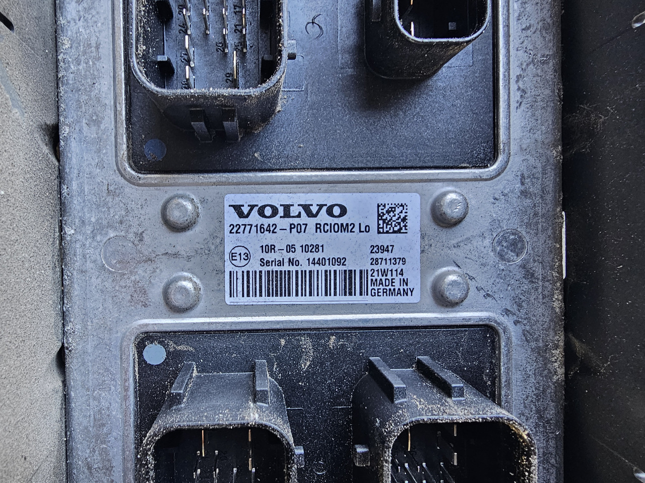 VOLVO FH5 FM5 EURO 6 / RCIOM2 CONTOL UNIT / 22771642 P07 - ECU : 사진 3 VOLVO FH5 FM5 EURO 6 / RCIOM2 CONTOL UNIT / 22771642 P07 - ECU : 사진 3