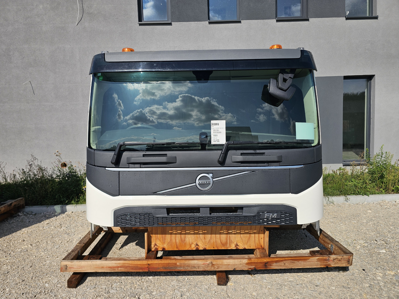 VOLVO FM5 FMX LOW DAY CAB / FULLY COMPLETE / BRAND NEW - 운전실 : 사진 3 VOLVO FM5 FMX LOW DAY CAB / FULLY COMPLETE / BRAND NEW - 운전실 : 사진 3