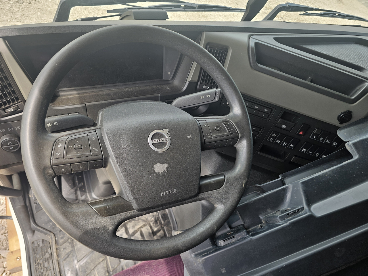 운전실 VOLVO FM5 LOW ROOF / L2 H1 / COMPLETE CAB / 2022 : 사진 14