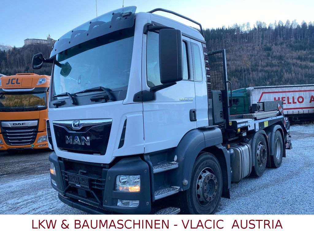 MAN TGS 26.420 6x2 Lift/Lenk vorlaufachsen - 스킵 로더 트럭 : 사진 1 MAN TGS 26.420 6x2 Lift/Lenk vorlaufachsen - 스킵 로더 트럭 : 사진 1
