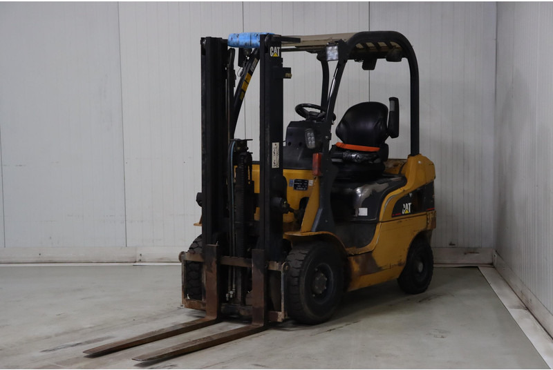 Caterpillar DP18N - 디젤 지게차 : 사진 3 Caterpillar DP18N - 디젤 지게차 : 사진 3
