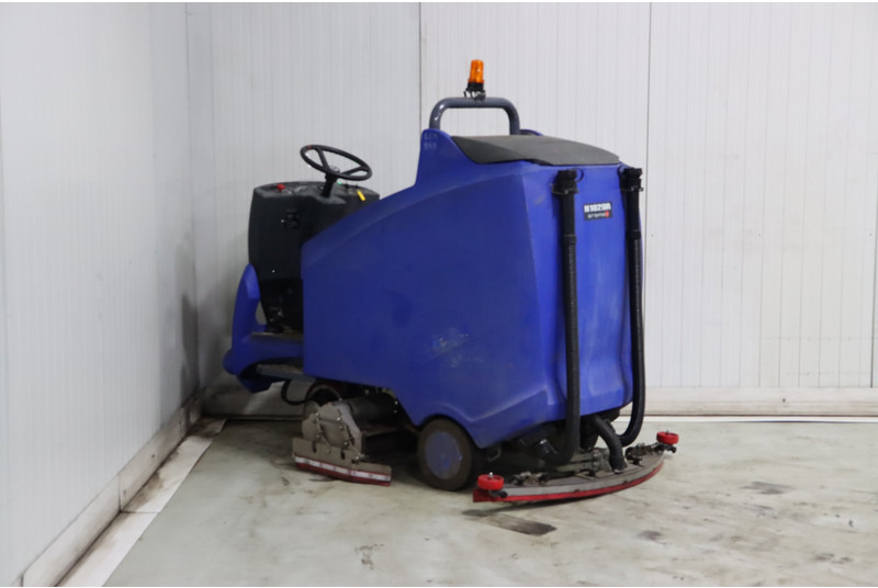 Dulevo H1020 ROR - 거리 청소 차량 : 사진 5 Dulevo H1020 ROR - 거리 청소 차량 : 사진 5