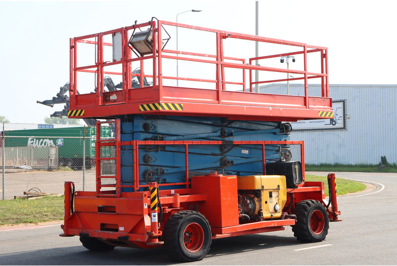 Holland lift B-195DL25 - 시저 리프트 : 사진 4 Holland lift B-195DL25 - 시저 리프트 : 사진 4
