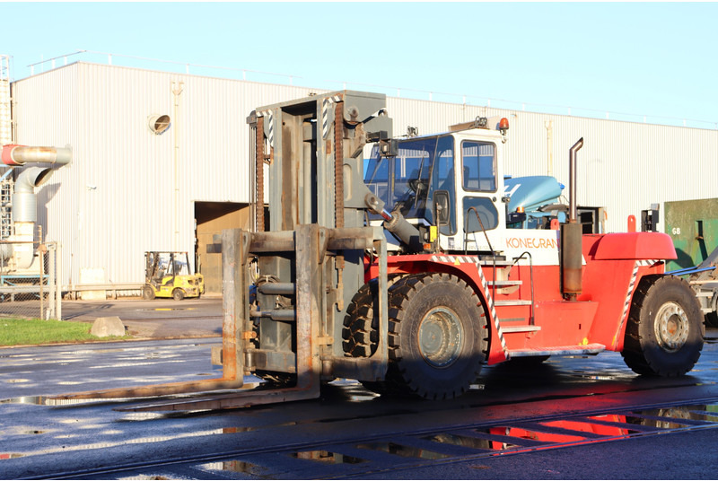 KONECRANES 28-1200B - 디젤 지게차 : 사진 4 KONECRANES 28-1200B - 디젤 지게차 : 사진 4