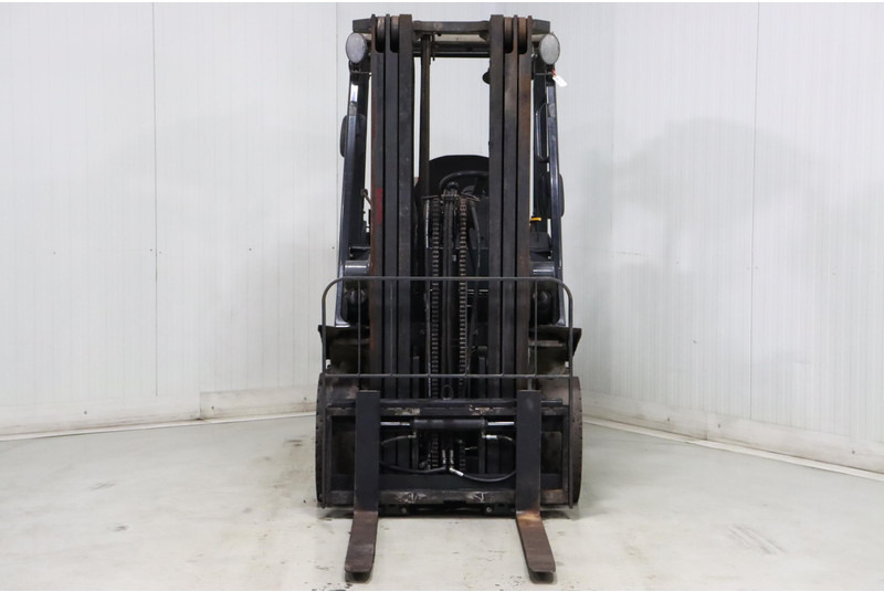 Nissan U1D2A20LQ - LPG 지게차 : 사진 2 Nissan U1D2A20LQ - LPG 지게차 : 사진 2