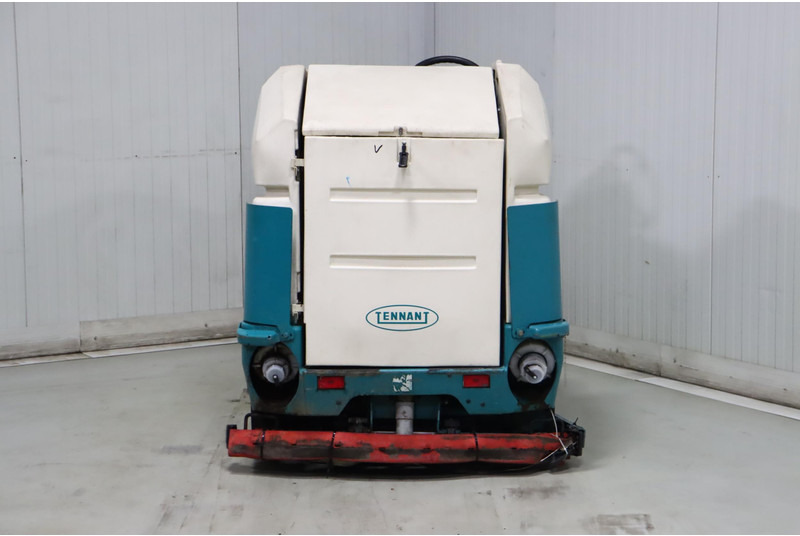 TENNANT 7300E - 거리 청소 차량 : 사진 5 TENNANT 7300E - 거리 청소 차량 : 사진 5