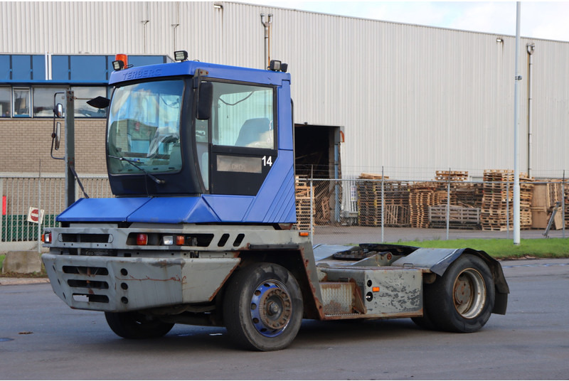 Terberg TT220 - 터미널 트랙터 : 사진 3 Terberg TT220 - 터미널 트랙터 : 사진 3