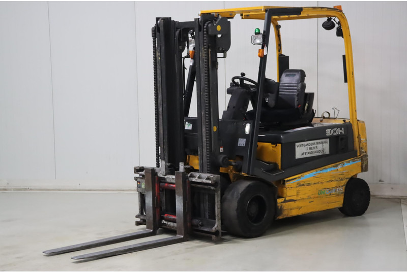 UniCarriers G1Q2L30HQ - 전기 지게차 : 사진 3 UniCarriers G1Q2L30HQ - 전기 지게차 : 사진 3