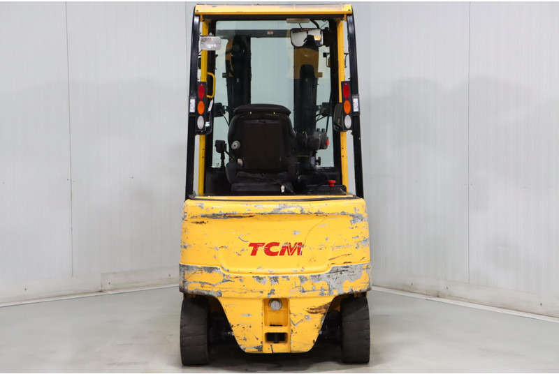 UniCarriers G1Q2L30H - 전기 지게차 : 사진 5 UniCarriers G1Q2L30H - 전기 지게차 : 사진 5