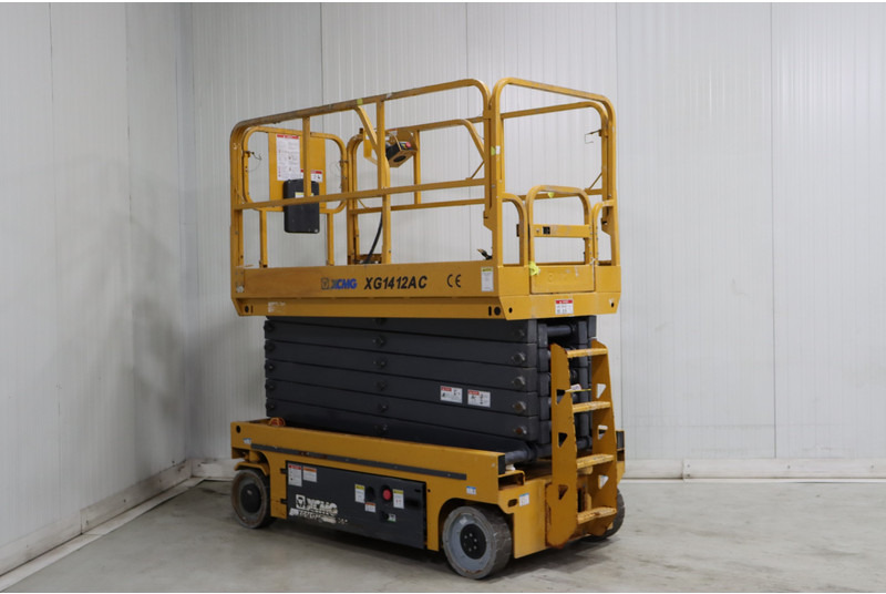 XCMG XG1412AC - 시저 리프트 : 사진 2 XCMG XG1412AC - 시저 리프트 : 사진 2