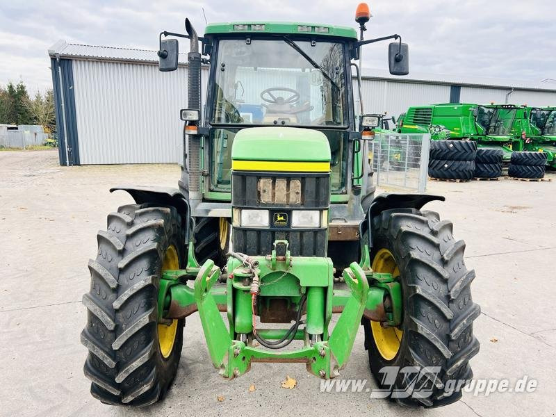 John Deere 6910 - 장궤형 트랙터 : 사진 3 John Deere 6910 - 장궤형 트랙터 : 사진 3