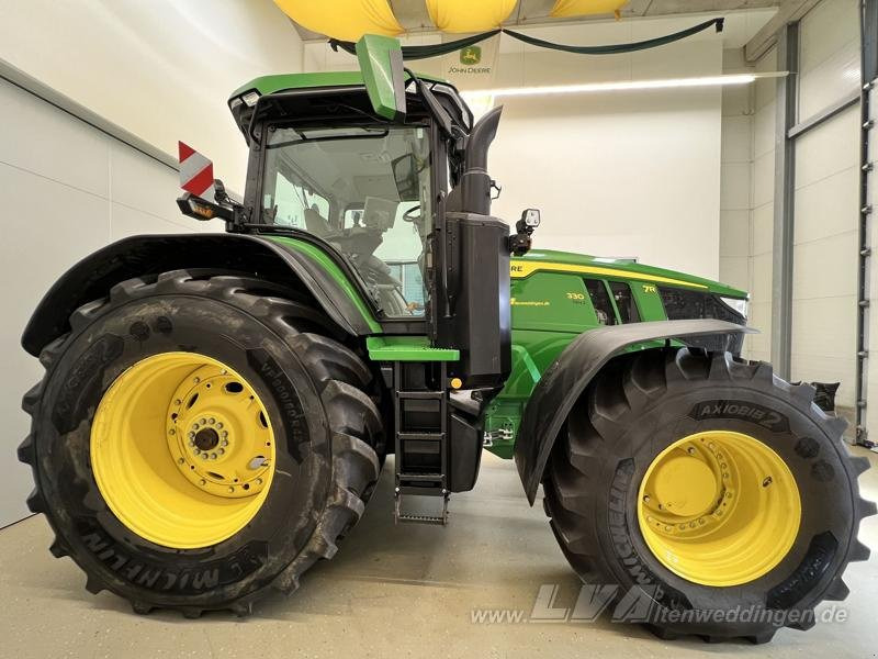 John Deere 7R 330 - 장궤형 트랙터 : 사진 4 John Deere 7R 330 - 장궤형 트랙터 : 사진 4