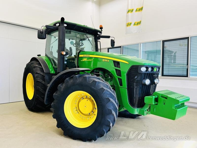 John Deere 8295R - 장궤형 트랙터 : 사진 2 John Deere 8295R - 장궤형 트랙터 : 사진 2