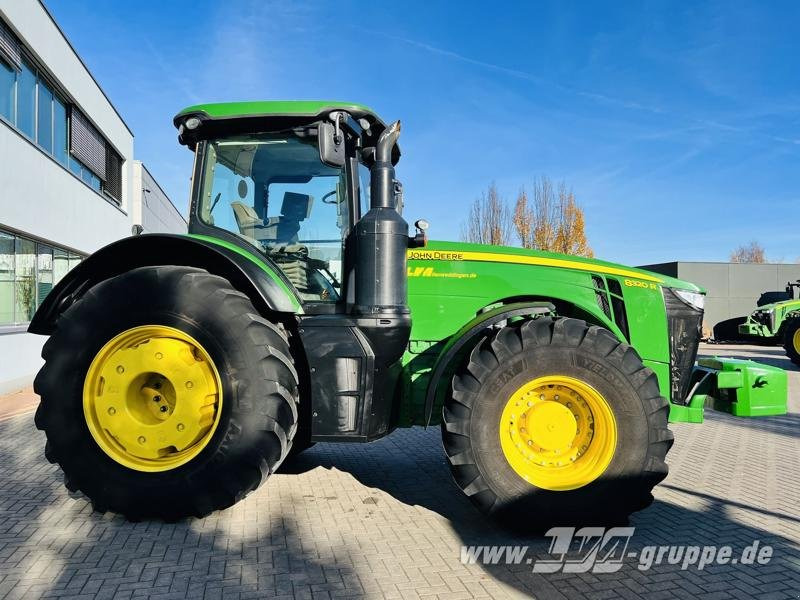 장궤형 트랙터 John Deere 8320R E23-PowerShift : 사진 11