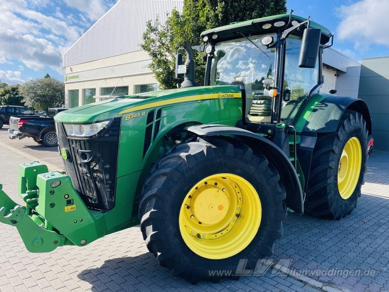John Deere 8345R FH+FZW - 장궤형 트랙터 : 사진 2 John Deere 8345R FH+FZW - 장궤형 트랙터 : 사진 2