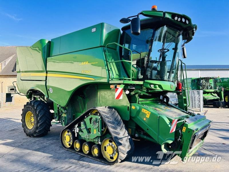 John Deere S790 - 목초수확기 : 사진 2 John Deere S790 - 목초수확기 : 사진 2