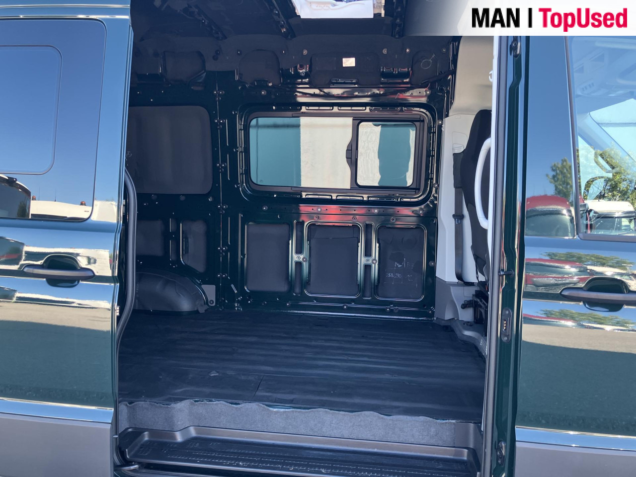 MAN TGE 3.140 4X4 SB - 패널 밴 : 사진 4 MAN TGE 3.140 4X4 SB - 패널 밴 : 사진 4