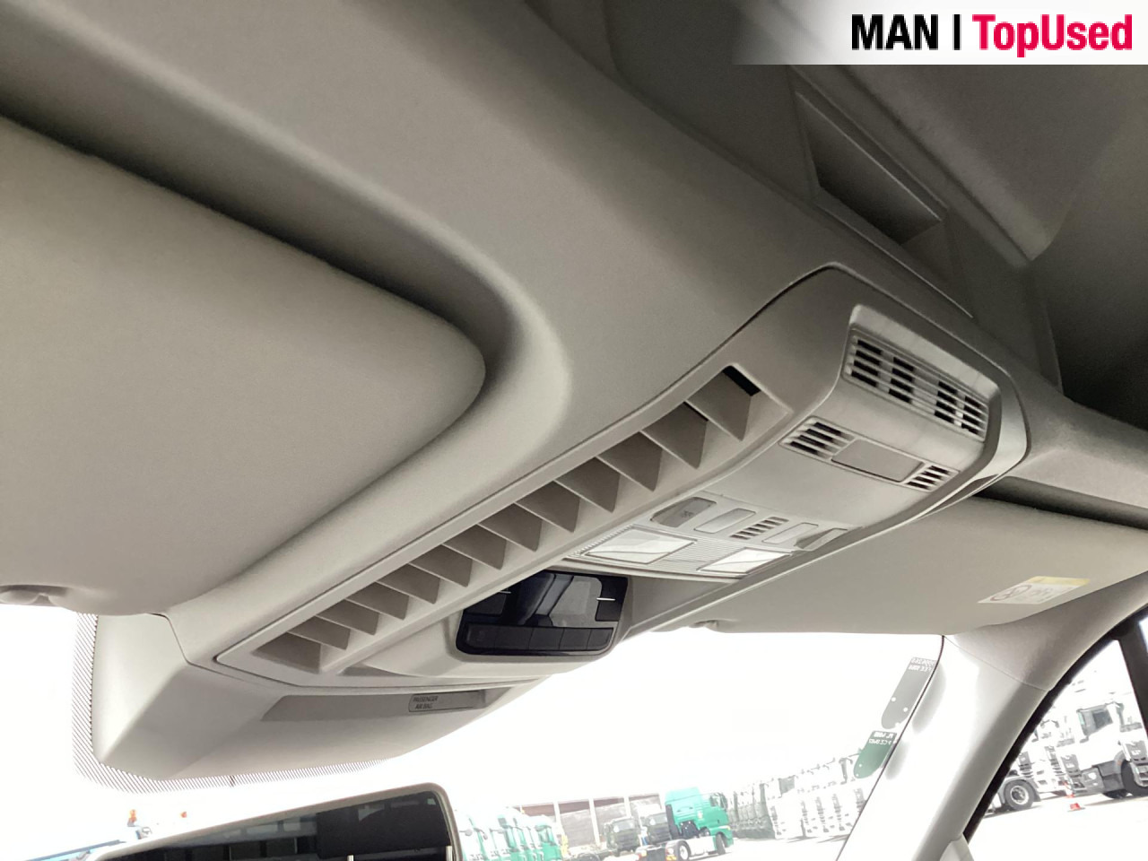 MAN TGE 3.180 4X4 SB - 패널 밴 : 사진 4 MAN TGE 3.180 4X4 SB - 패널 밴 : 사진 4