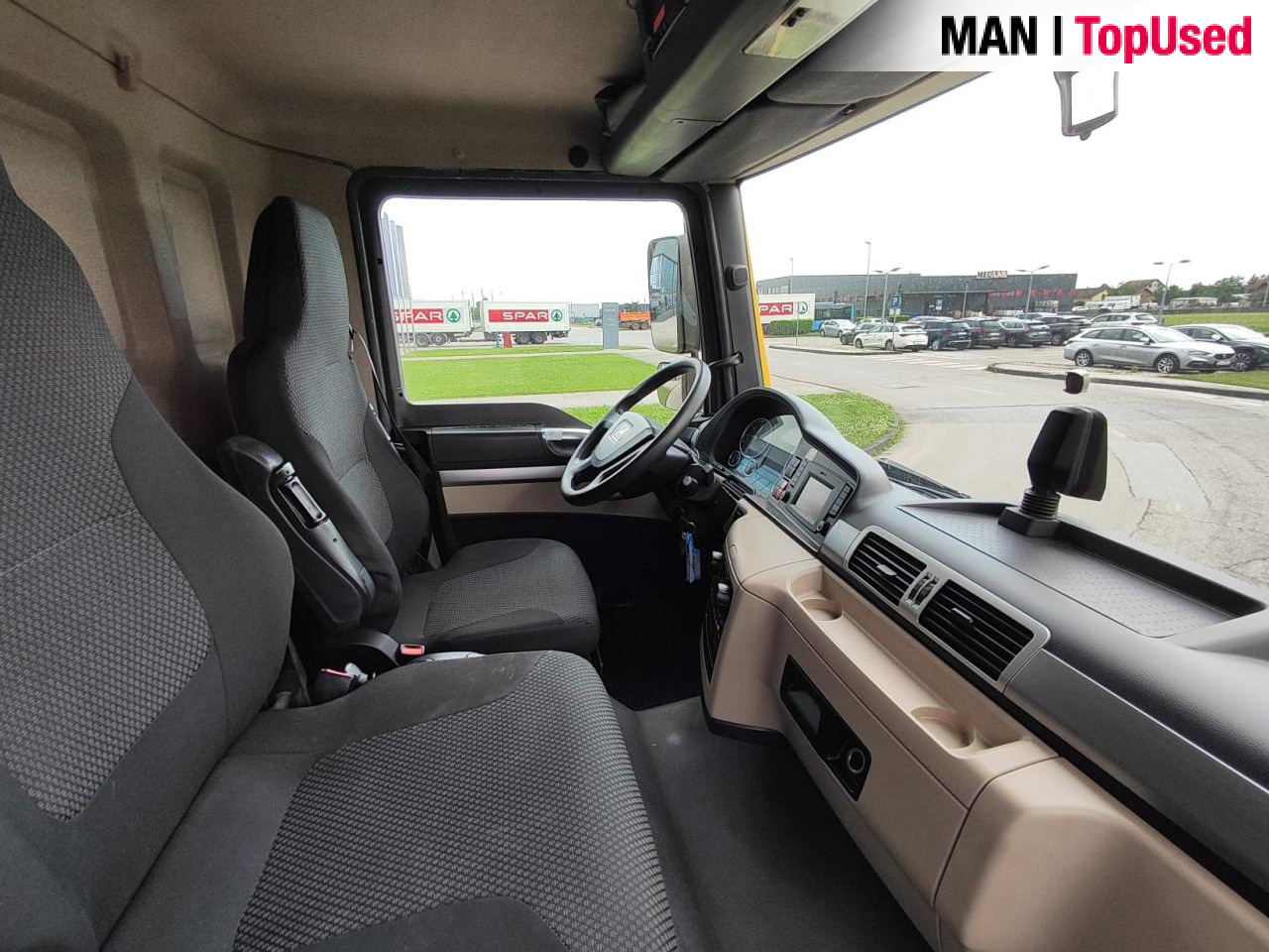MAN TGM 18.290 4X2 BL - 박스 트럭 : 사진 2 MAN TGM 18.290 4X2 BL - 박스 트럭 : 사진 2