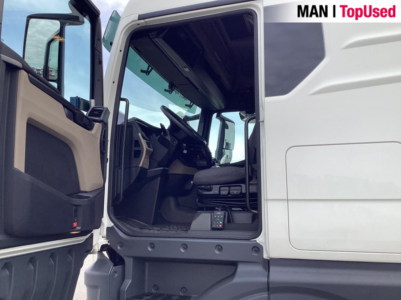 MAN TGX 18.470 4X2 BL SA - 트랙터 유닛 : 사진 3 MAN TGX 18.470 4X2 BL SA - 트랙터 유닛 : 사진 3