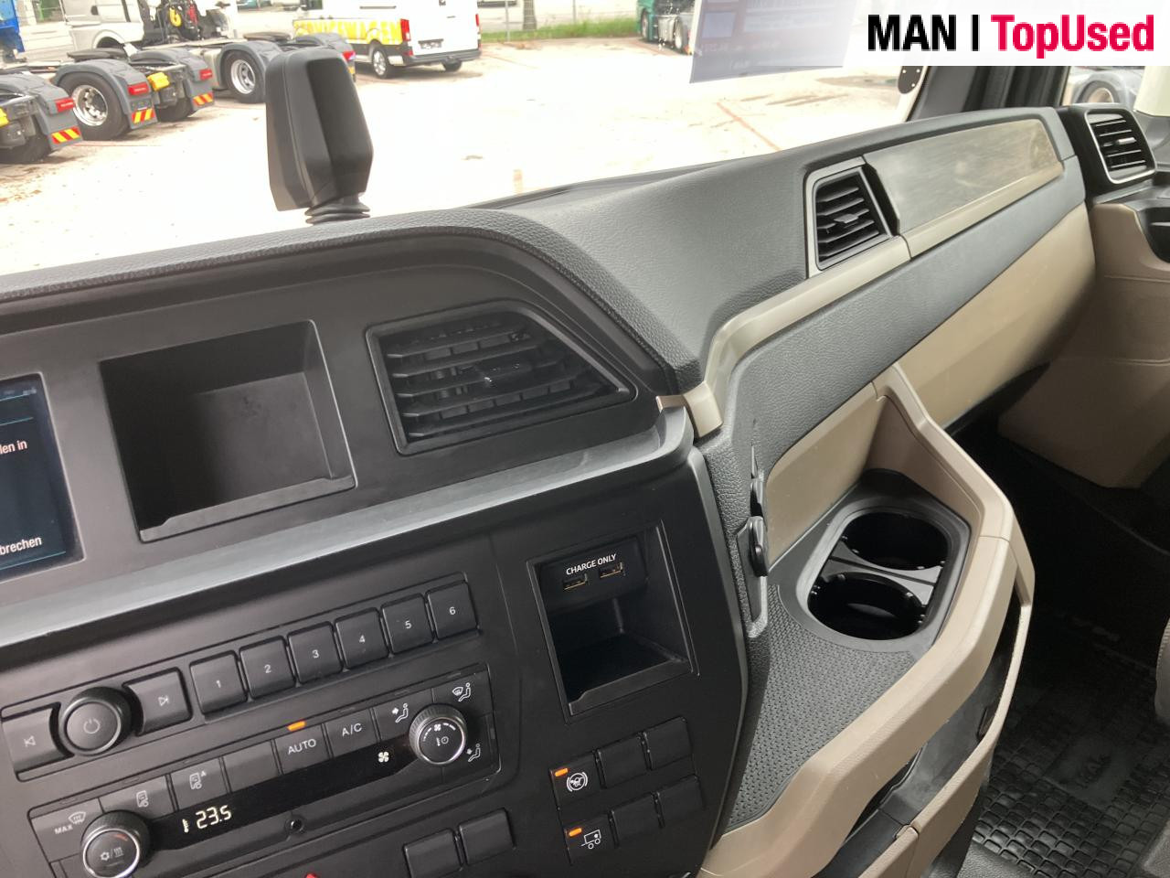 MAN TGX 18.470 4x2 BL SA - 트랙터 유닛 : 사진 3 MAN TGX 18.470 4x2 BL SA - 트랙터 유닛 : 사진 3