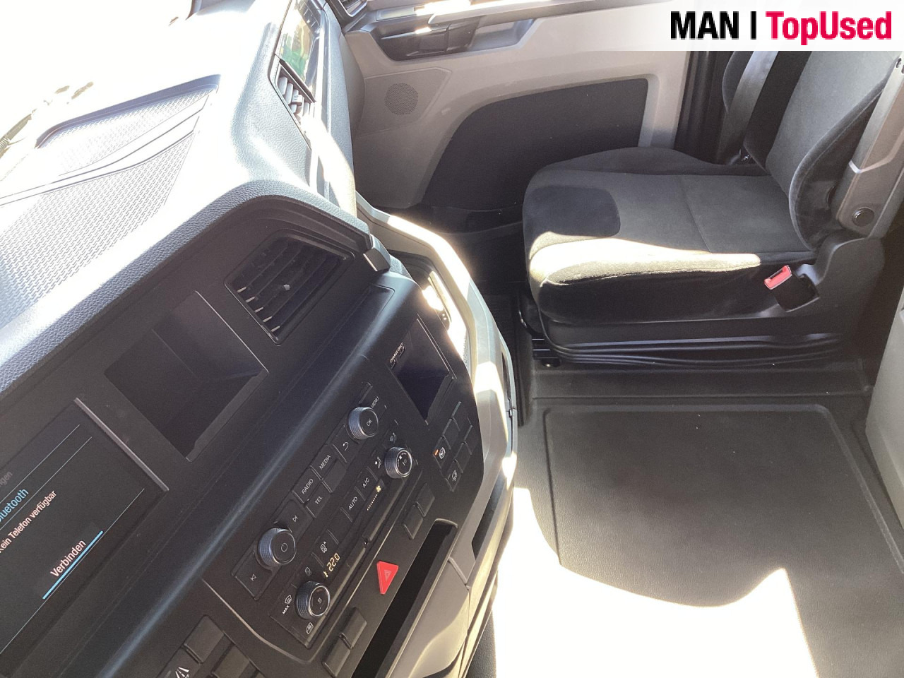 트랙터 유닛 MAN TGX 18.510 4x2 BL SA : 사진 15 트랙터 유닛 MAN TGX 18.510 4x2 BL SA : 사진 15