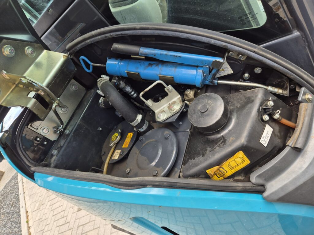 AIRMANN AX33U mididigger - 미니 굴삭기 : 사진 4 AIRMANN AX33U mididigger - 미니 굴삭기 : 사진 4