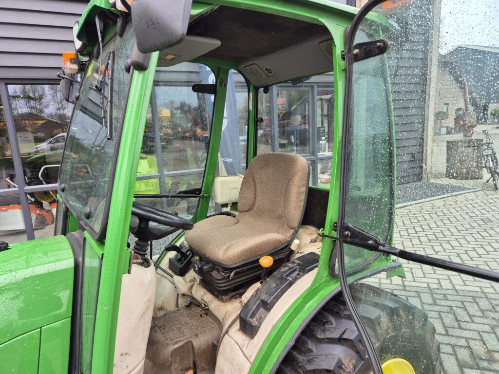 스트래들 트랙터 JOHN DEERE 2520 : 사진 10