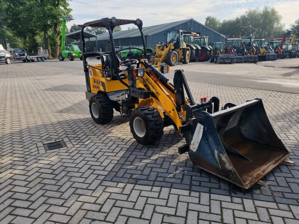 SCHÄFFER 2428 miniloader - 수확기 : 사진 2 SCHÄFFER 2428 miniloader - 수확기 : 사진 2