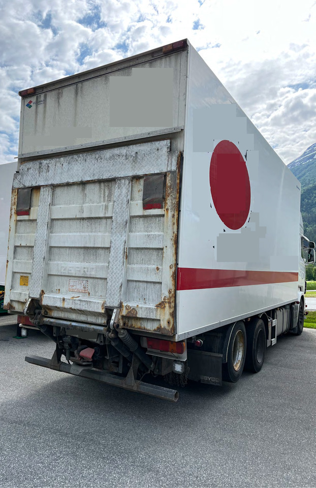 SCANIA R560 6x2, retarder - 박스 트럭 : 사진 3 SCANIA R560 6x2, retarder - 박스 트럭 : 사진 3