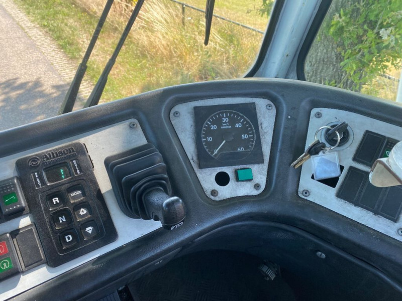 Terberg YT 182 TERMINAL TRUCK | AIRCO | 23826 HOURS | - 터미널 트랙터 : 사진 4 Terberg YT 182 TERMINAL TRUCK | AIRCO | 23826 HOURS | - 터미널 트랙터 : 사진 4