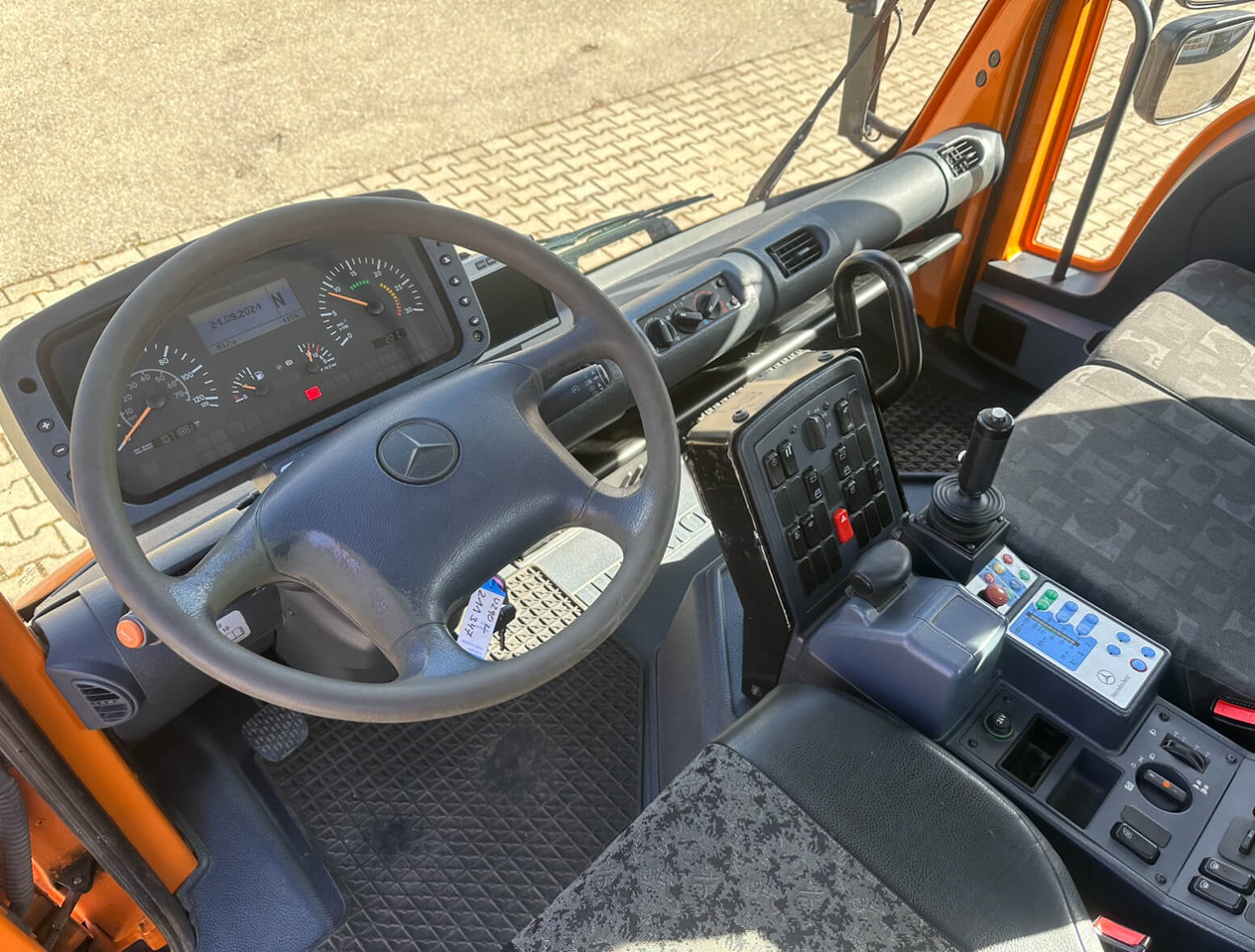 덤프트럭 Unimog 290 - U290 405 11347 Mercedes Benz 405 : 사진 9