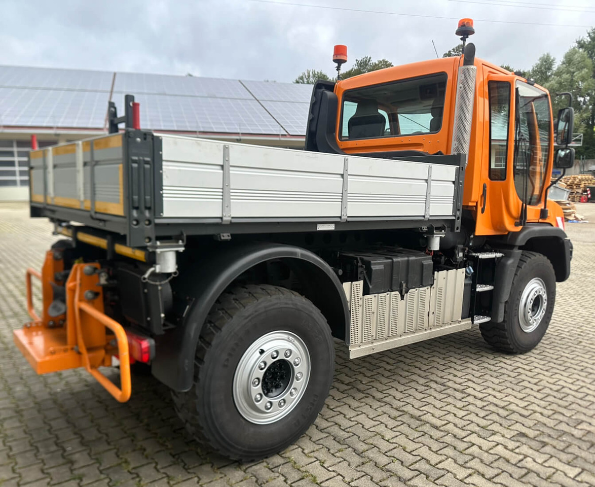 Unimog 530 - U530 405 44301 Mercedes Benz 405 - 지자체/ 특수 차량 : 사진 5 Unimog 530 - U530 405 44301 Mercedes Benz 405 - 지자체/ 특수 차량 : 사진 5