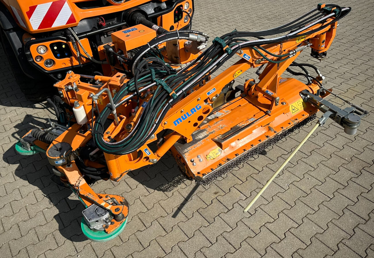 Unimog Leitpfostenausmähgerät / Randstreifenmähger - 붐 모어 : 사진 2 Unimog Leitpfostenausmähgerät / Randstreifenmähger - 붐 모어 : 사진 2