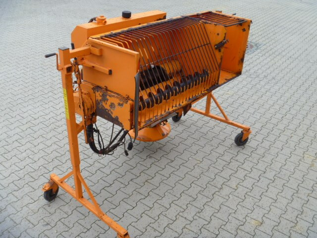 Unimog Salzstreuer Gmeiner DK WA 24V - 모래/ 소금 살포기 : 사진 3 Unimog Salzstreuer Gmeiner DK WA 24V - 모래/ 소금 살포기 : 사진 3