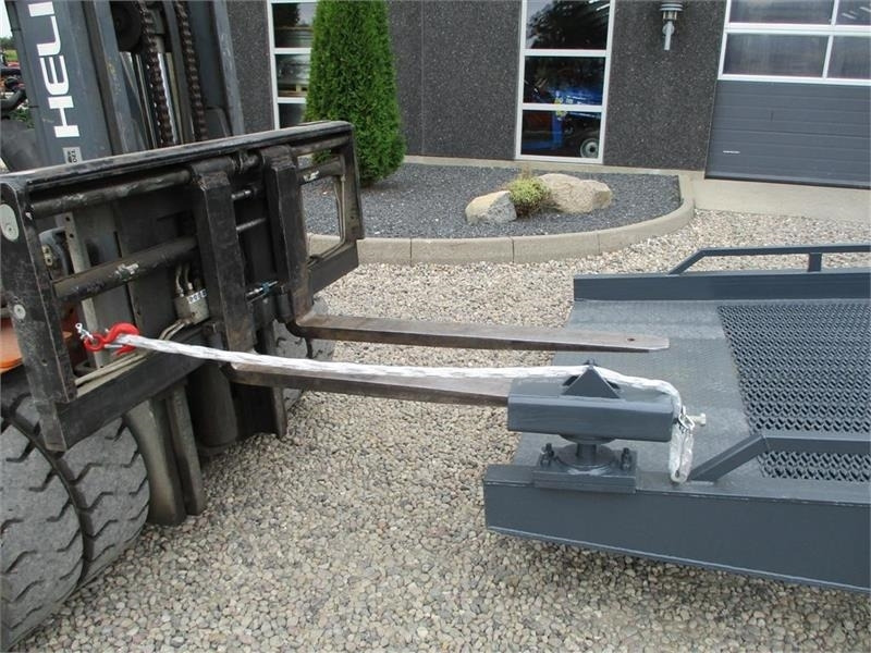 BEAR 10.0 Læsserampe stærk model til 10.000KG - 로딩 램프 : 사진 4 BEAR 10.0 Læsserampe stærk model til 10.000KG - 로딩 램프 : 사진 4