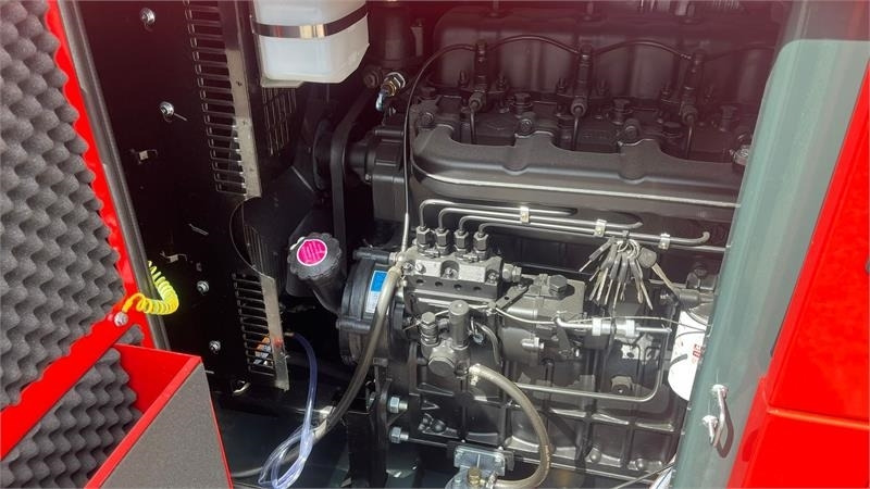 Bauer GFS-40 ATS, 40 kW/50 kVA - 발전기 세트 : 사진 4 Bauer GFS-40 ATS, 40 kW/50 kVA - 발전기 세트 : 사진 4