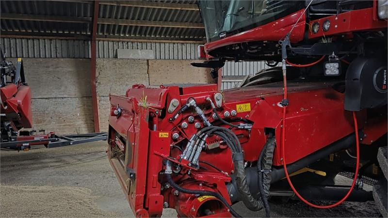 리스 Case IH 8250 Axial-Flow med 35fod Varicut skærebord. Dansk Case IH 8250 Axial-Flow med 35fod Varicut skærebord. Dansk : 사진 10 리스 Case IH 8250 Axial-Flow med 35fod Varicut skærebord. Dansk Case IH 8250 Axial-Flow med 35fod Varicut skærebord. Dansk : 사진 10