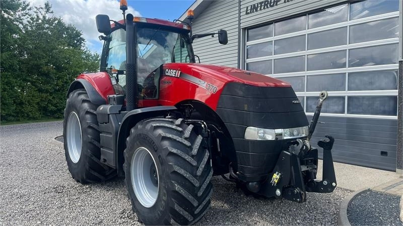 장궤형 트랙터 Case IH Magnum 370 CVX Med fronlift : 사진 22