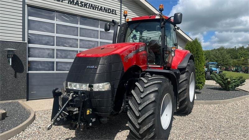 장궤형 트랙터 Case IH Magnum 370 CVX Med fronlift : 사진 14