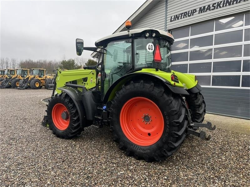 Claas Arion 440 CIS med frontlæsser - 장궤형 트랙터 : 사진 3 Claas Arion 440 CIS med frontlæsser - 장궤형 트랙터 : 사진 3