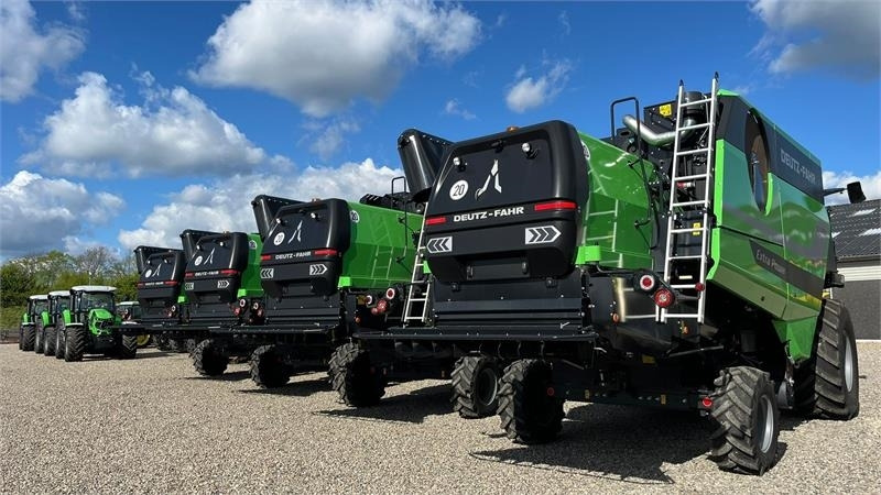 Deutz-fahr 9340 TTV 9340 TTV WARRIOR, New and unused tractor - 장궤형 트랙터 : 사진 3 Deutz-fahr 9340 TTV 9340 TTV WARRIOR, New and unused tractor - 장궤형 트랙터 : 사진 3